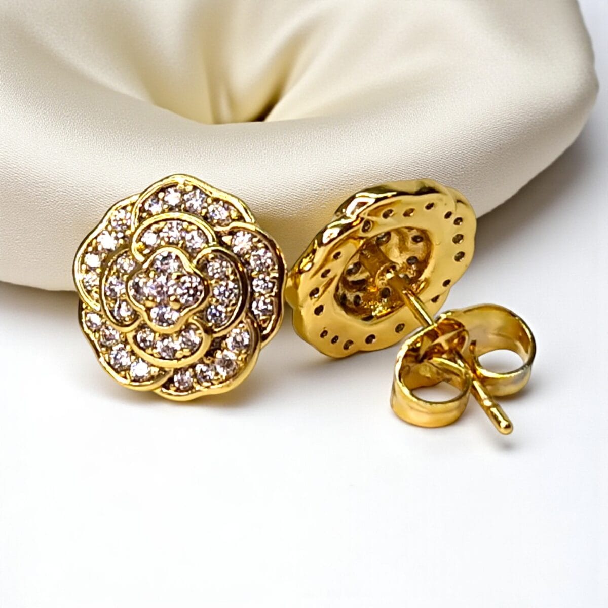 cercei placati aur 18k amira 7 cercei placati aur 18k amira 7