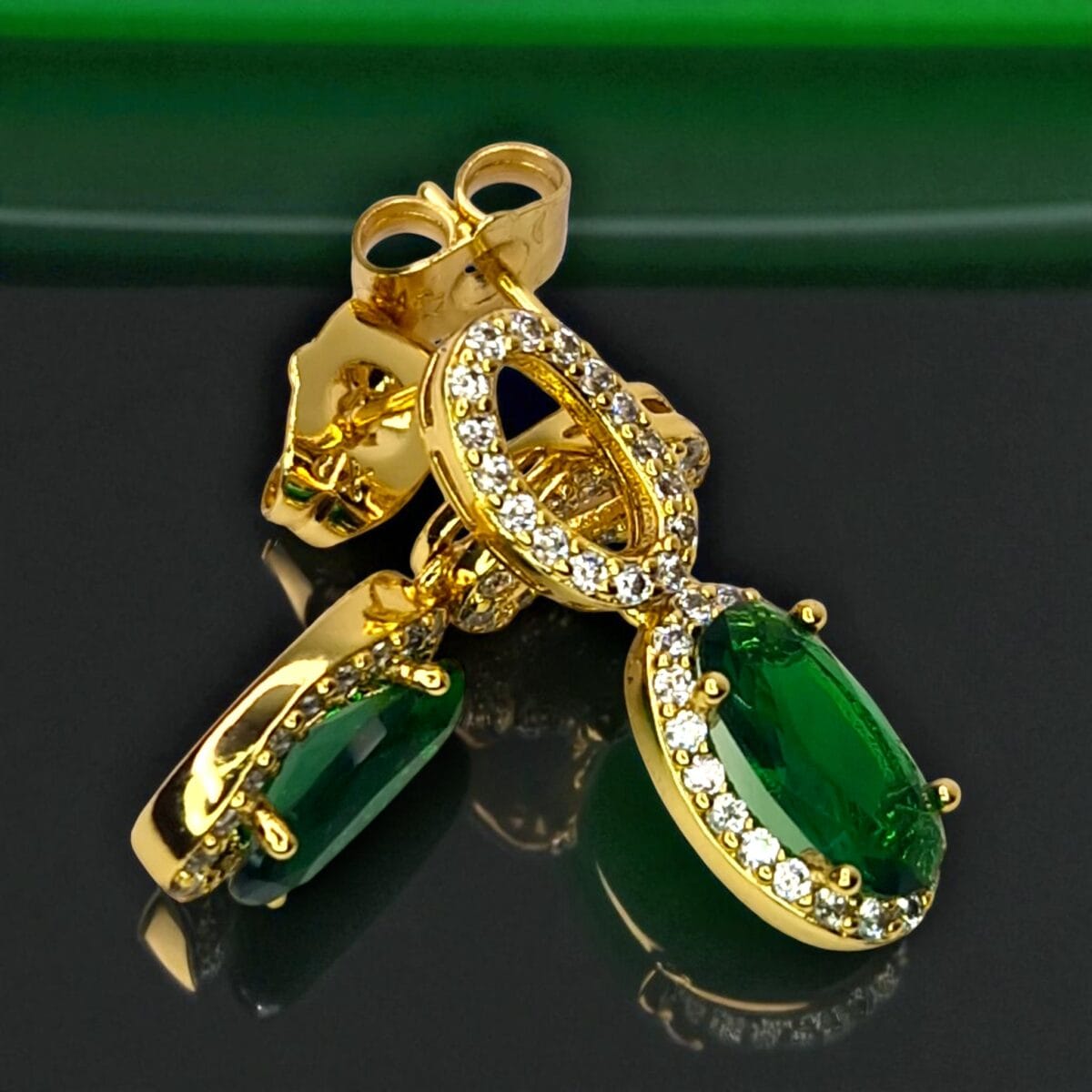 cercei placati aur 18k emilia green 8 cercei placati aur 18k emilia green 8